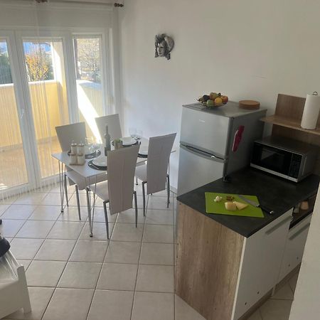 Apartmans Sun & Moon Zambratija  Buitenkant foto