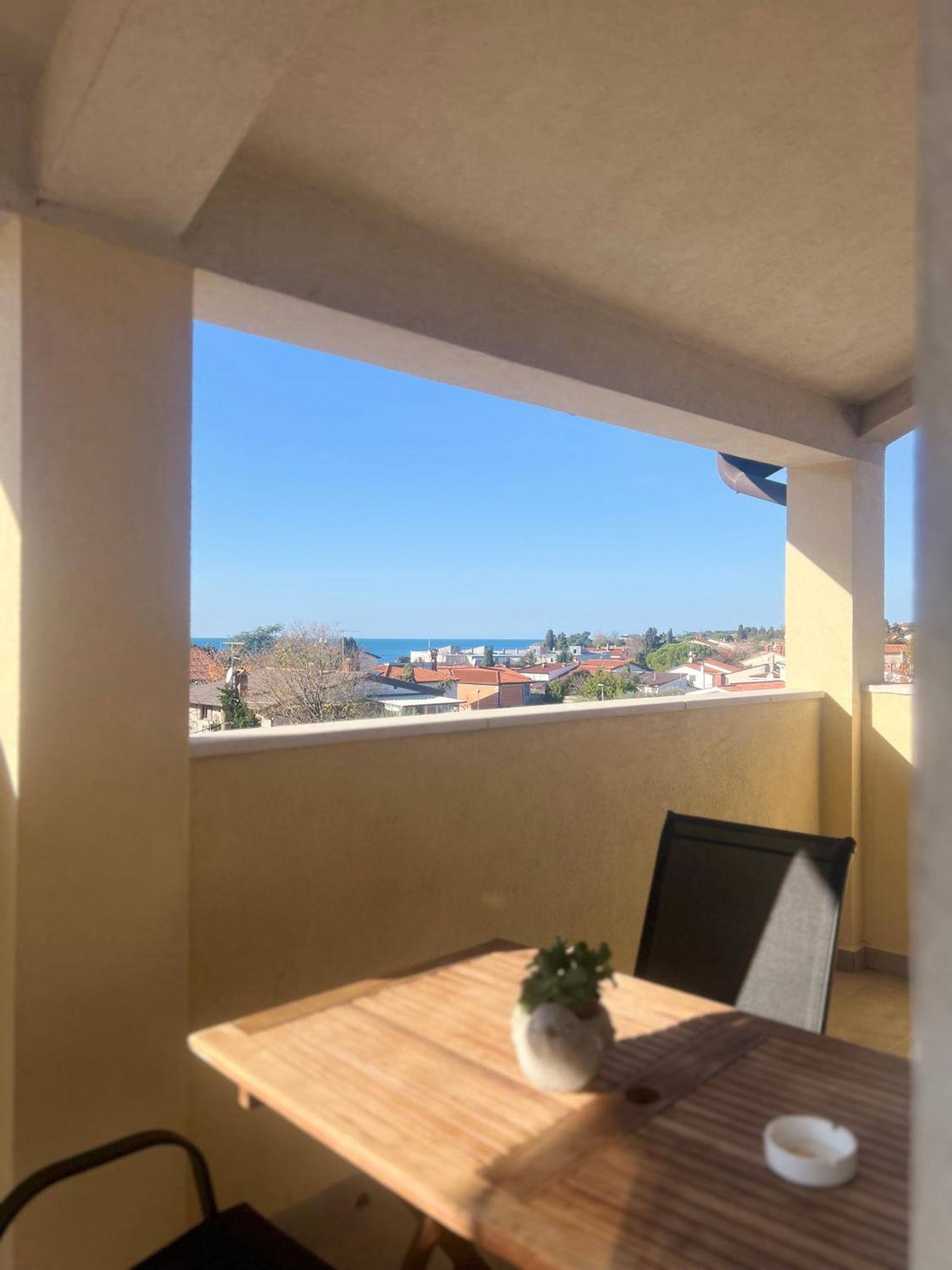 Apartmans Sun & Moon Zambratija  Buitenkant foto