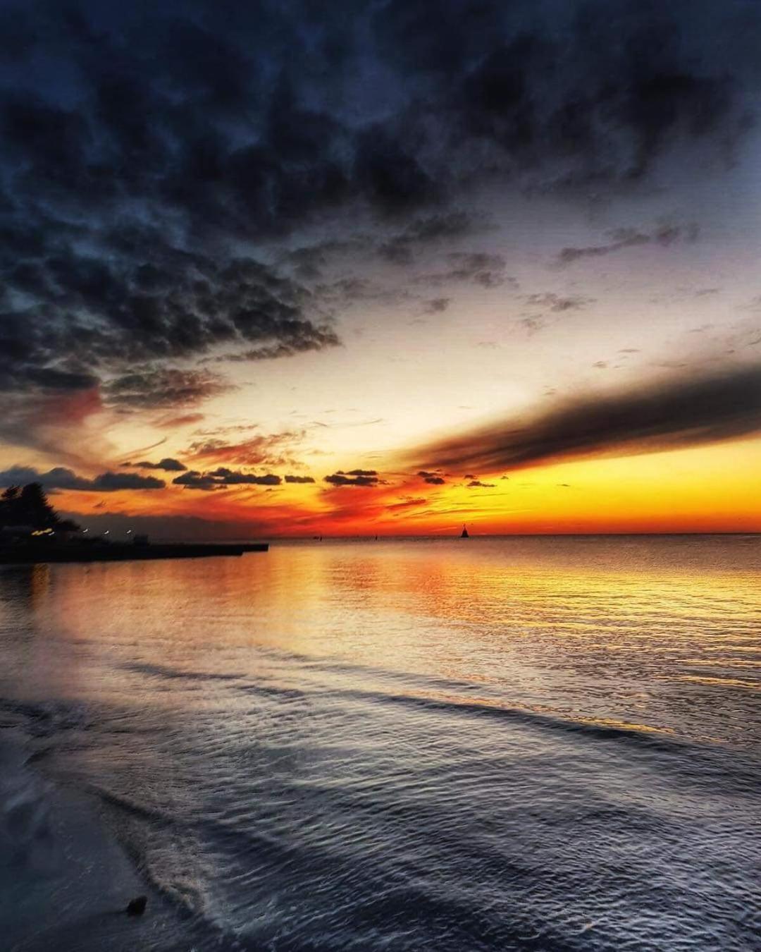 Apartmans Sun & Moon Zambratija  Buitenkant foto